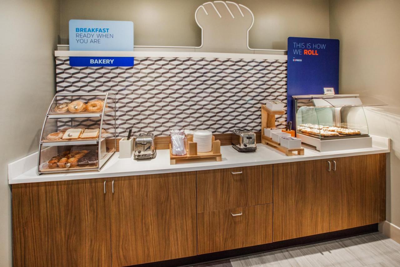 Holiday Inn Express & Suites - Dawsonville By Ihg Esterno foto